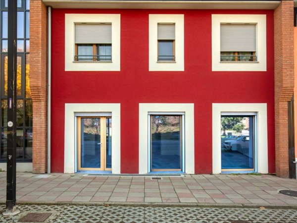 locale commerciale in affitto a Beinasco