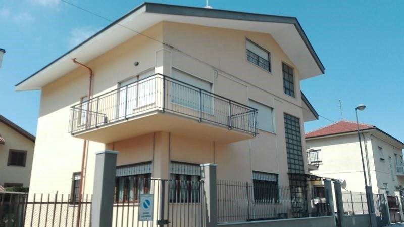 appartamento in affitto a Beinasco