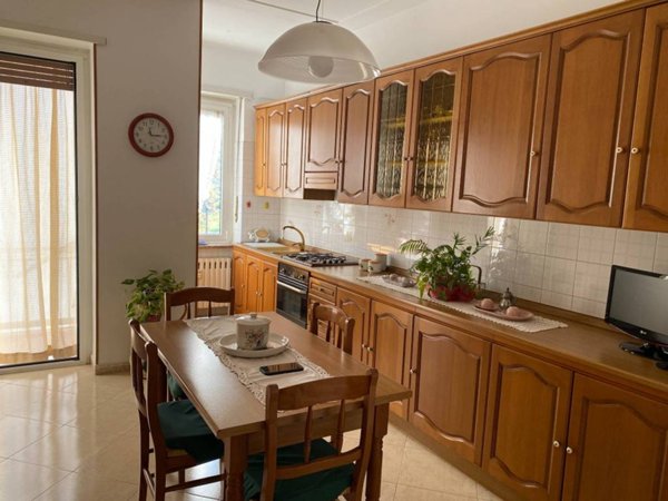 appartamento in affitto a Beinasco in zona Borgaretto