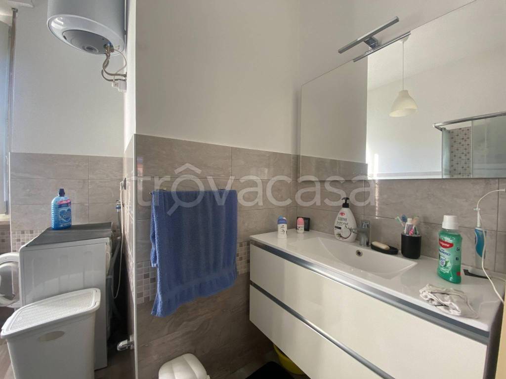 appartamento in affitto a Beinasco in zona Borgaretto