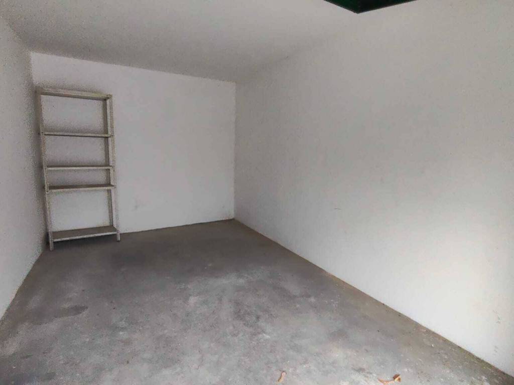 box auto in affitto a Beinasco in zona Fornaci