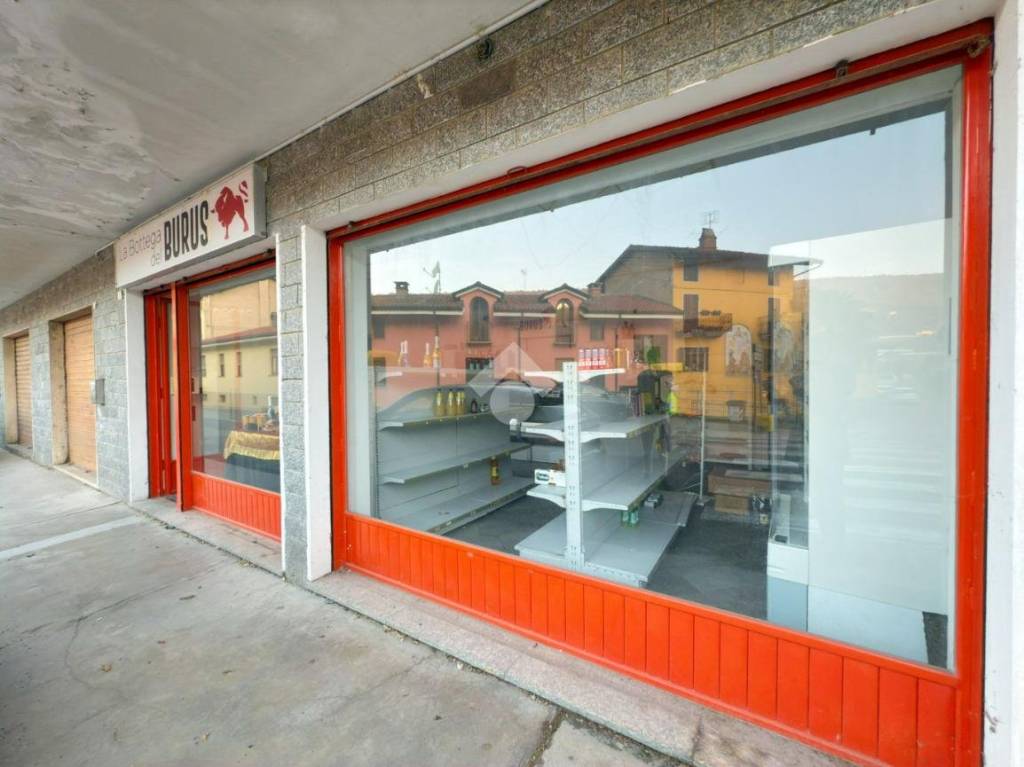 negozio in affitto a Bollengo