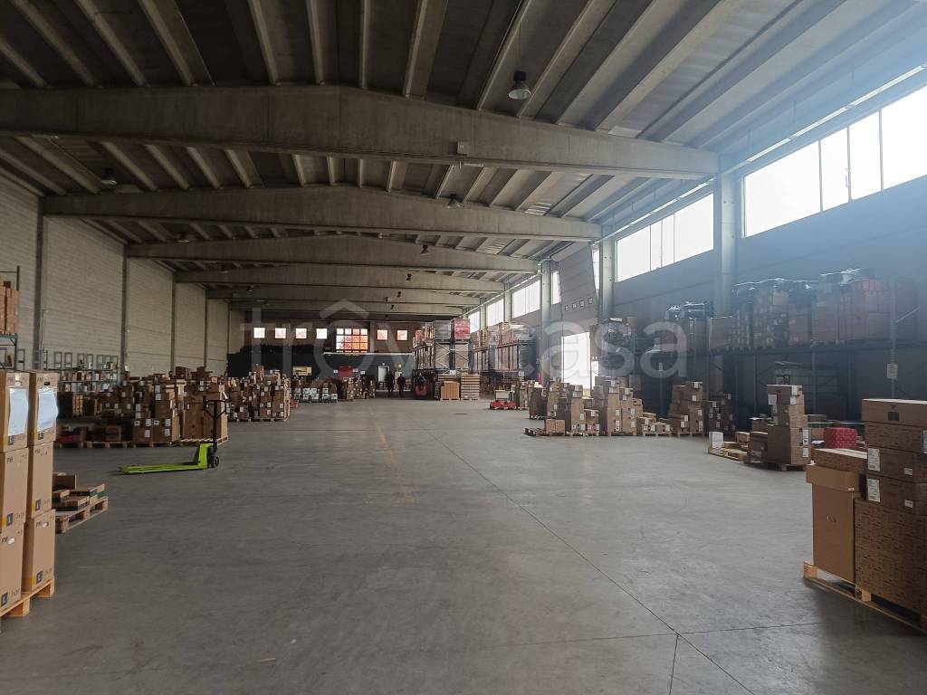 locale commerciale in affitto a Borgaro Torinese