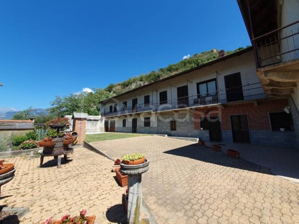 casa indipendente in affitto a Borgone Susa