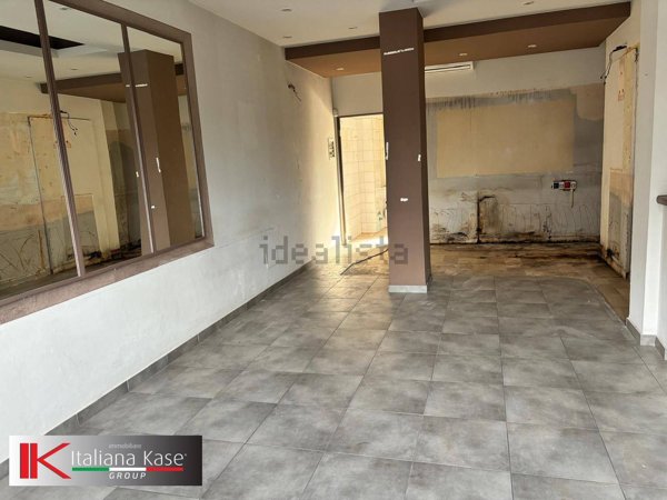 locale commerciale in affitto a Brandizzo