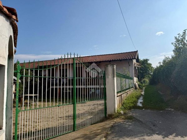 appartamento in affitto a Bricherasio in zona Rivà