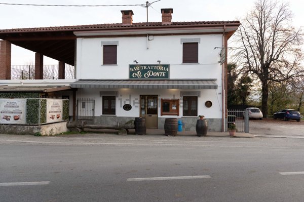 negozio in affitto a Bricherasio