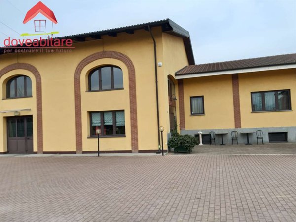 negozio in affitto a Bricherasio