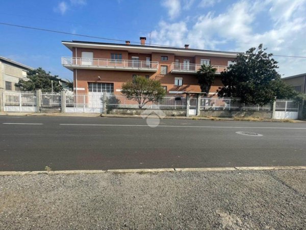 locale commerciale in affitto a Bruino