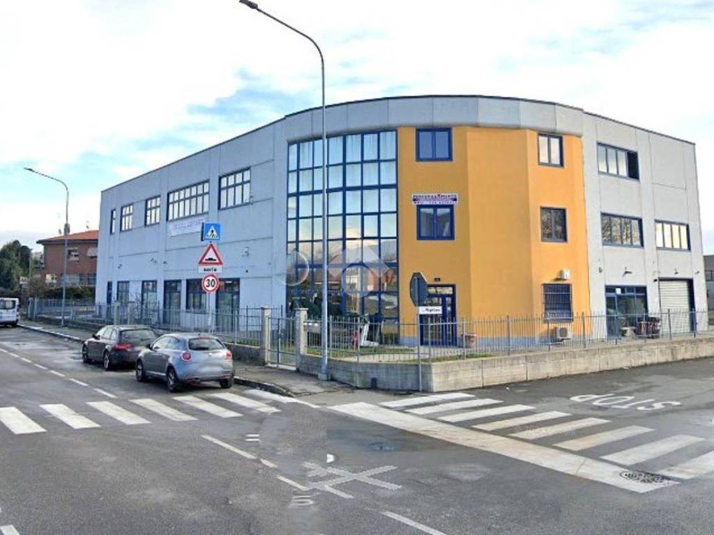 ufficio in affitto a Bruino