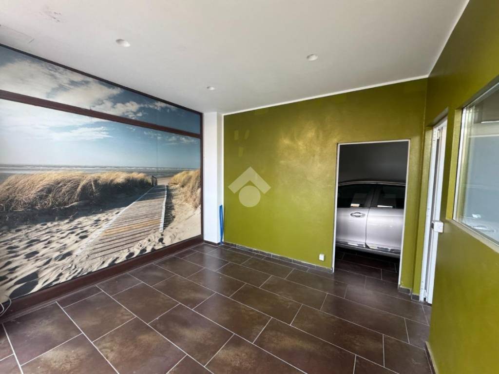 negozio in affitto a Bruino