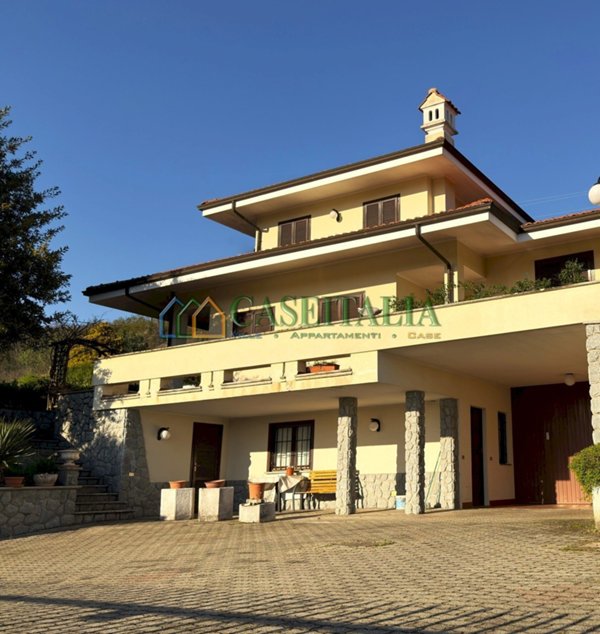 casa indipendente in affitto a Burolo