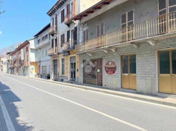 negozio in affitto a Bussoleno