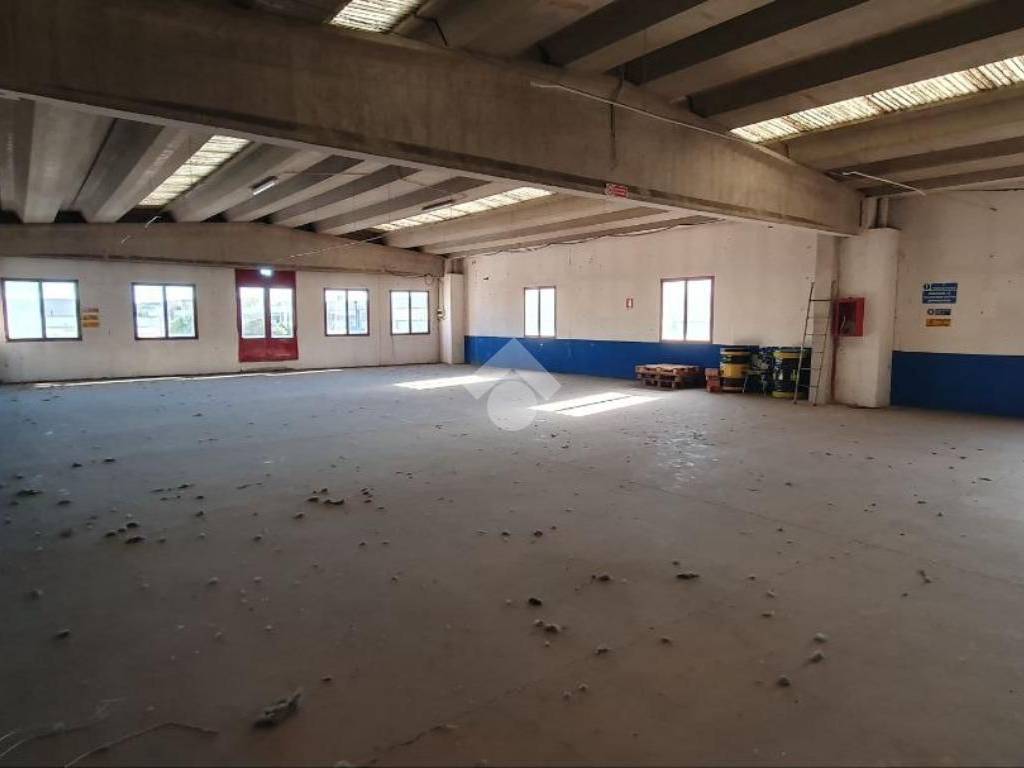 locale commerciale in affitto a Buttigliera Alta in zona Ferriera