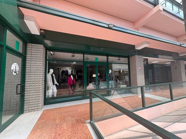 negozio in affitto a Caluso