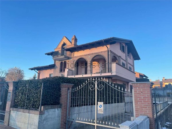 appartamento in affitto a Cambiano