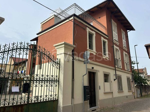 appartamento in affitto a Carignano