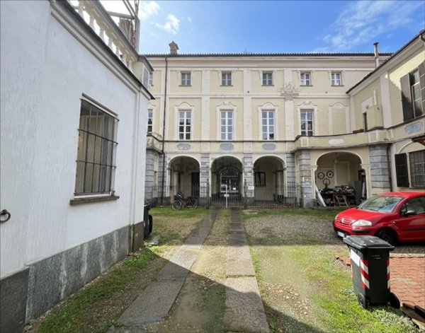 appartamento in affitto a Carignano