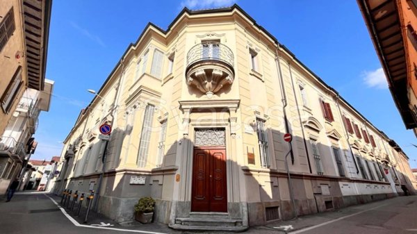 ufficio in affitto a Carignano