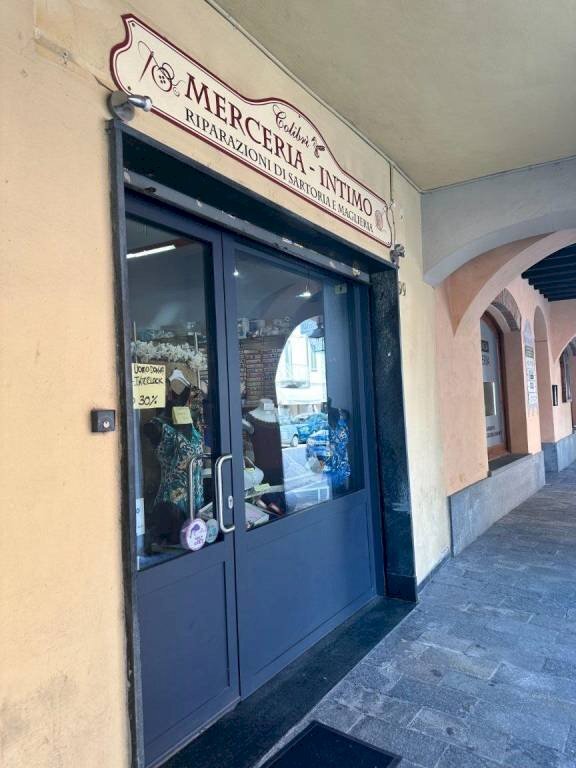 locale commerciale in affitto a Carmagnola