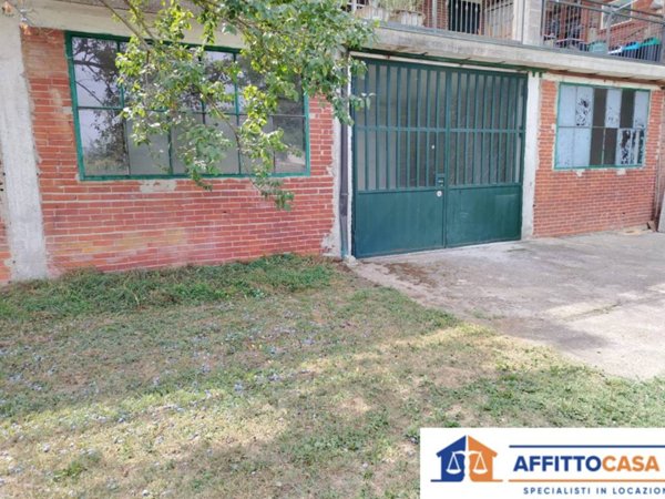 locale commerciale in affitto a Carmagnola in zona San Michele