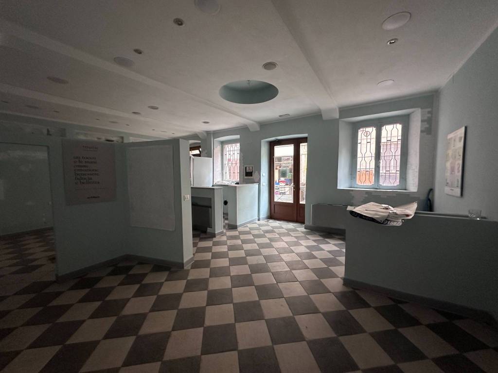 negozio in affitto a Carmagnola