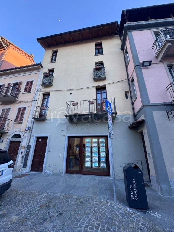 negozio in affitto a Carmagnola