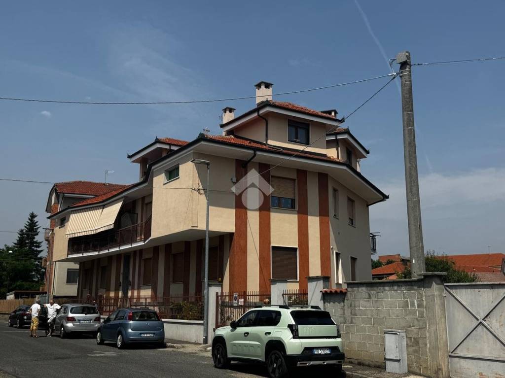 appartamento in affitto a Carmagnola in zona Cavalleri