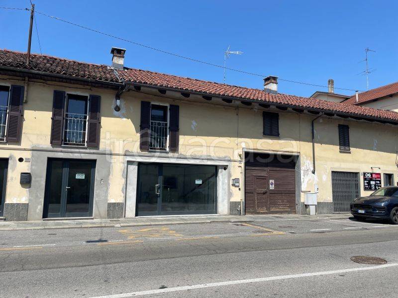 negozio in affitto a Carmagnola