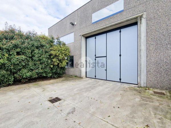 capannone in affitto ad Acquafredda