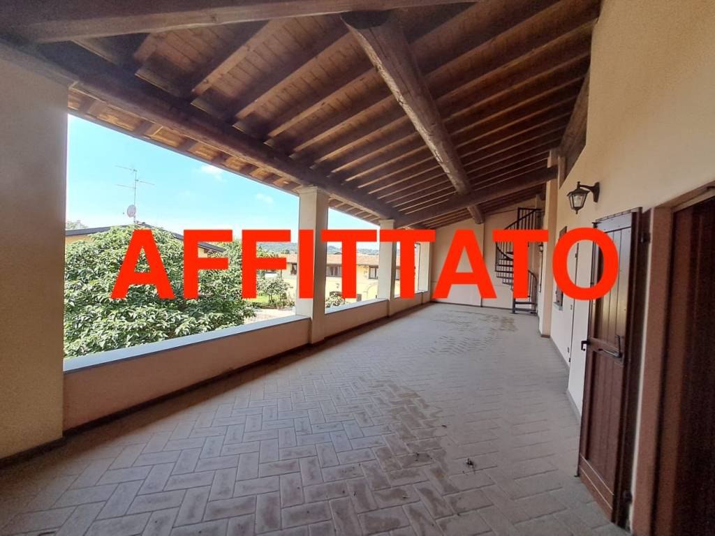appartamento in affitto ad Adro