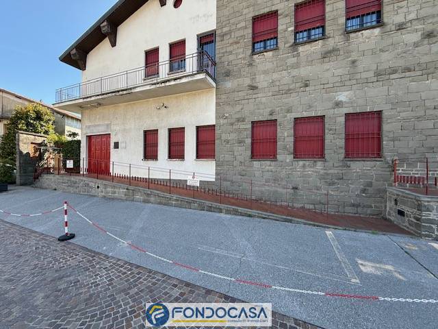 ufficio in affitto ad Adro