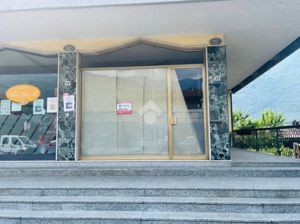 negozio in affitto ad Artogne