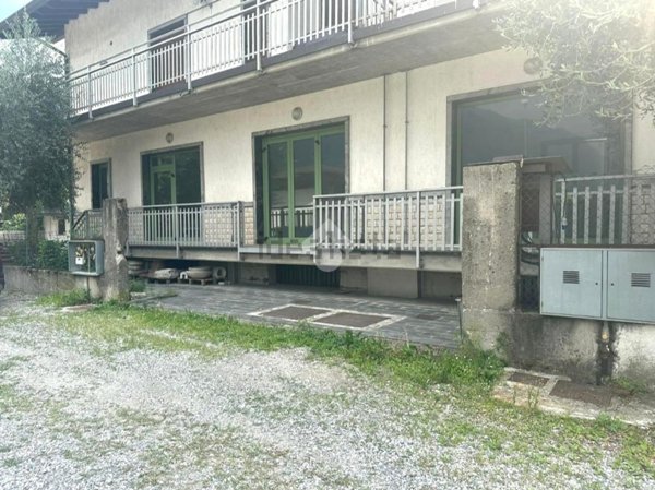 locale commerciale in affitto ad Artogne