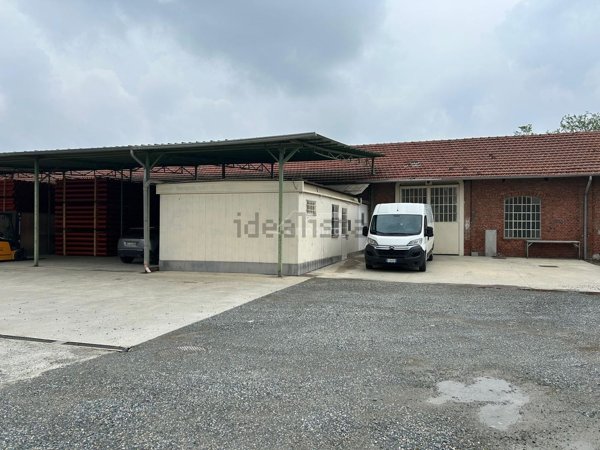 capannone in affitto a Caselle Torinese