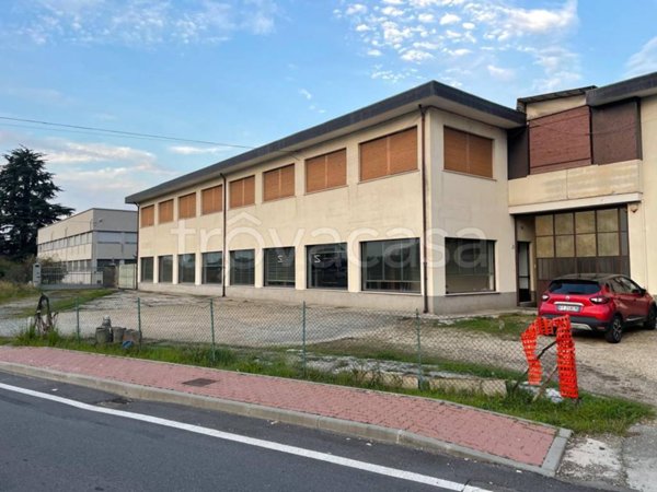 negozio in affitto a Caselle Torinese