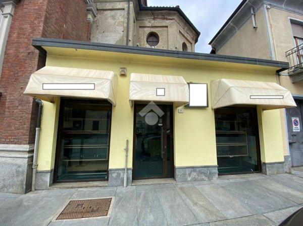negozio in affitto a Caselle Torinese