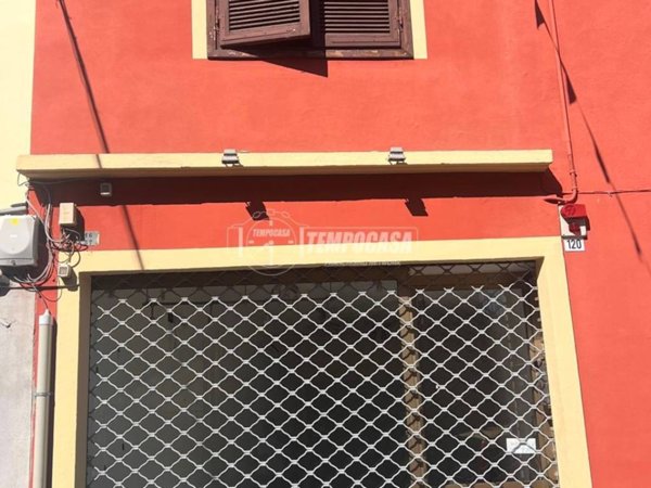 negozio in affitto a Caselle Torinese