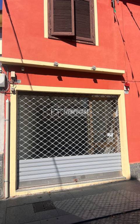 negozio in affitto a Caselle Torinese