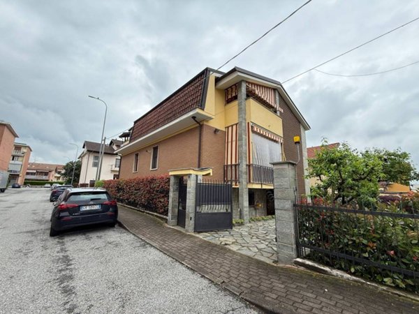 appartamento in affitto a Caselle Torinese