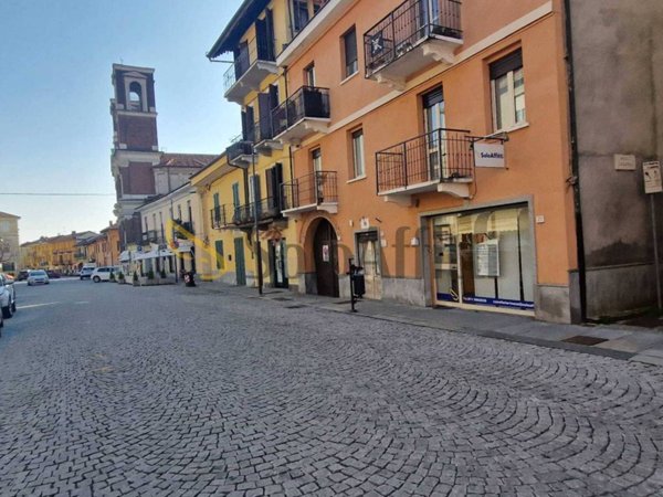 negozio in affitto a Caselle Torinese
