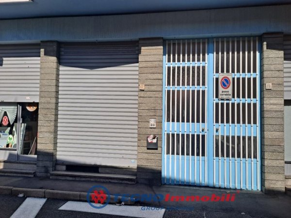 negozio in affitto a Caselle Torinese