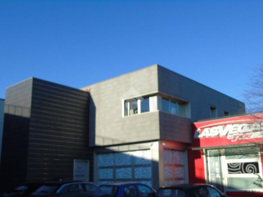 ufficio in affitto ad Azzano Mella