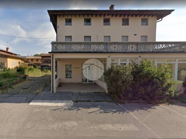 negozio in affitto a Bagnolo Mella