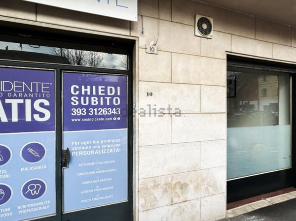 locale commerciale in affitto a Bagnolo Mella