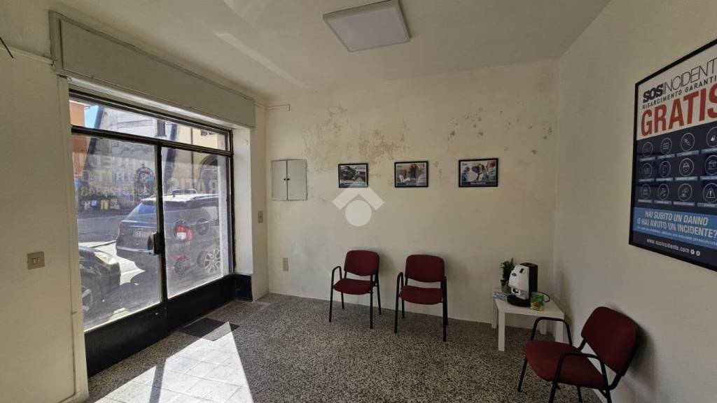 negozio in affitto a Bagnolo Mella