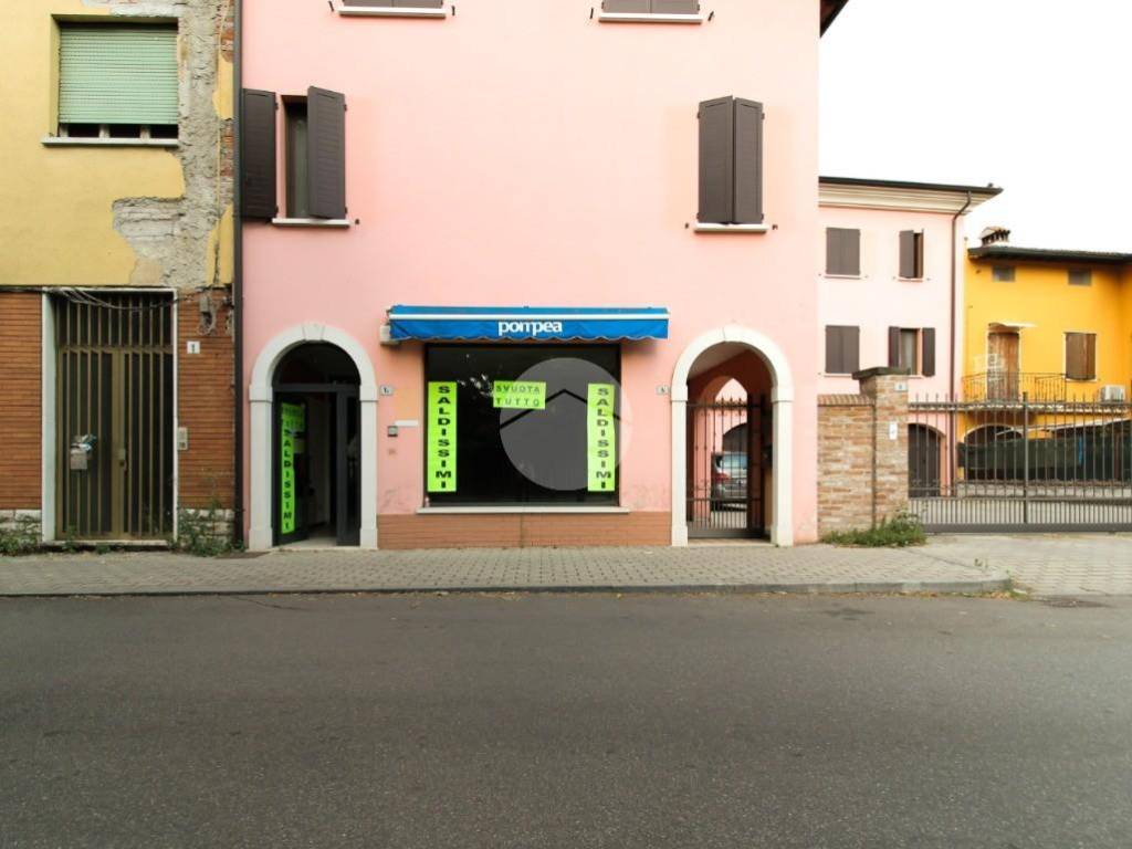 negozio in affitto a Bagnolo Mella