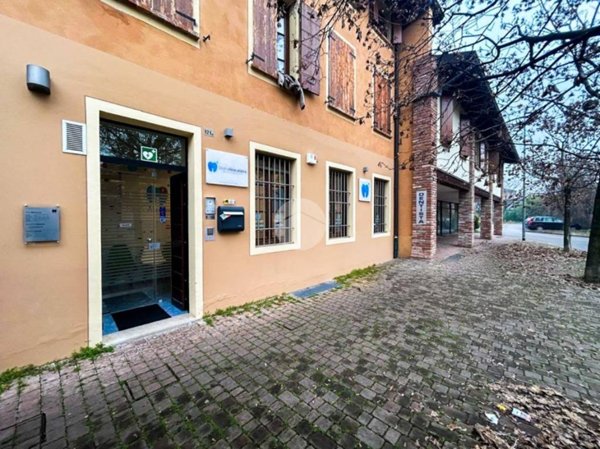 negozio in affitto a Bagnolo Mella