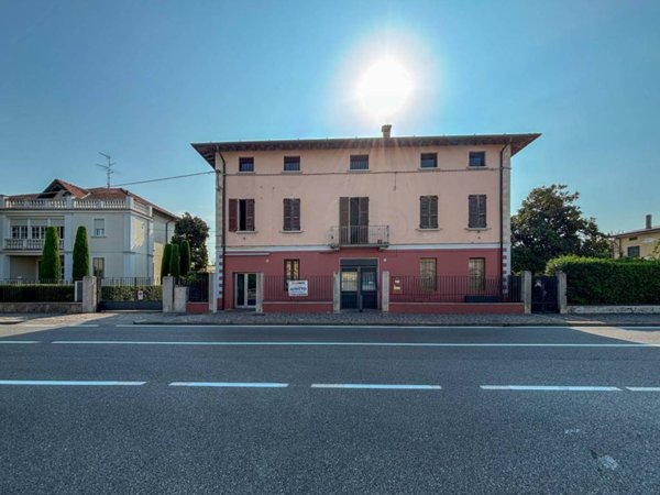 appartamento in affitto a Bagnolo Mella