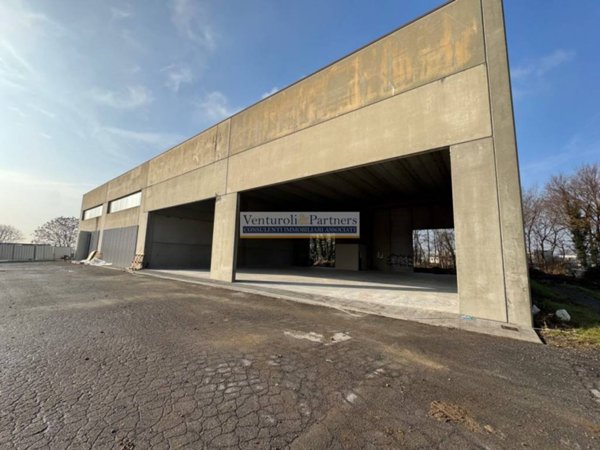 locale commerciale in affitto a Bedizzole